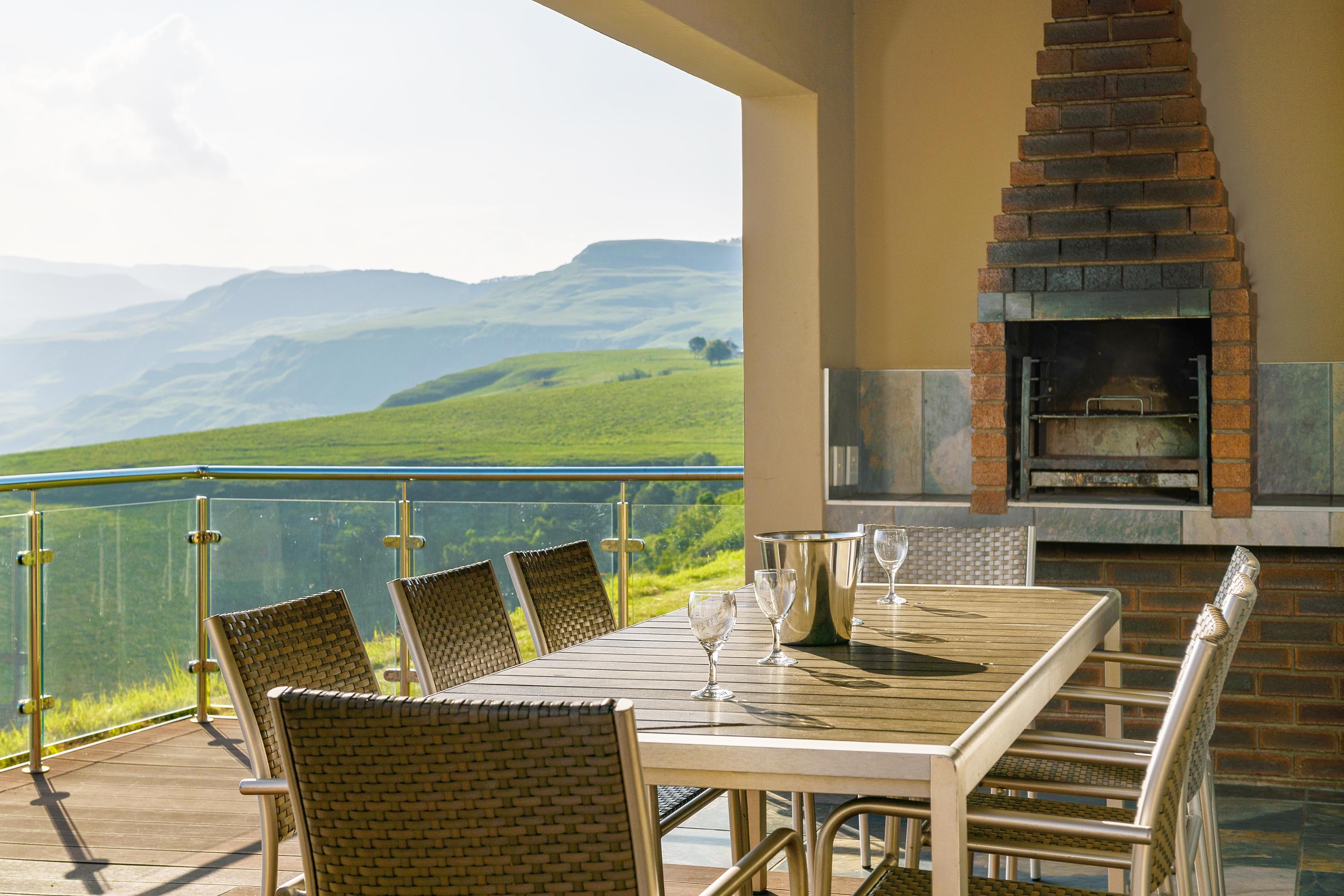Cayley Mountain Resort Champagne Valley Екстериор снимка